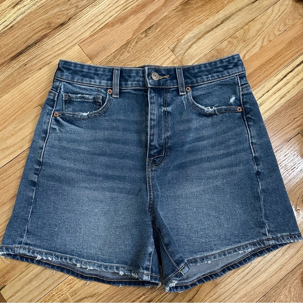 american eagle shorts